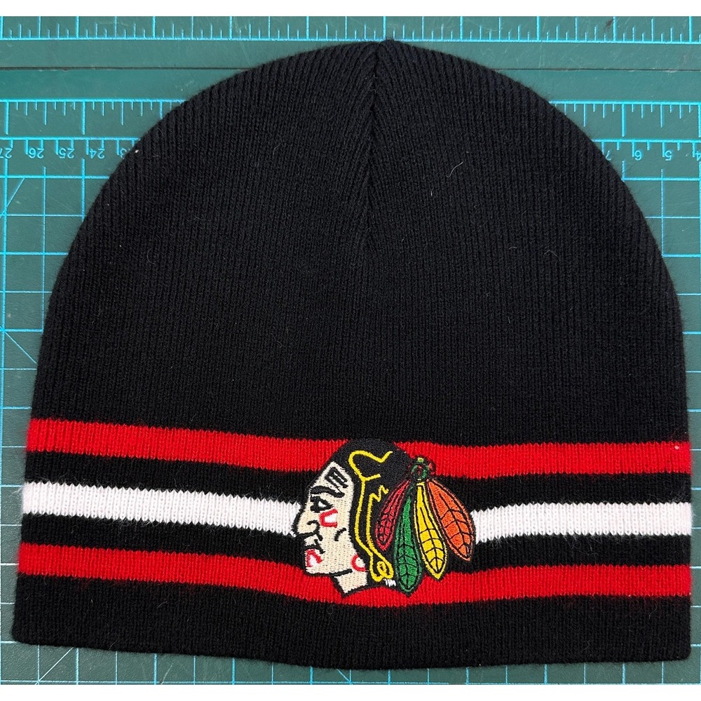 Chicago Blackhawks Hat Beanie Men One Size Black NHL Hockey Embroidered